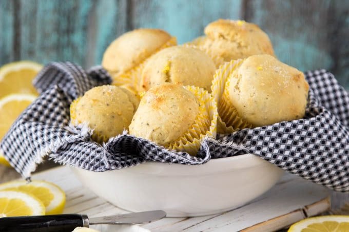 lemon-ricotta-chia-seed- muffins 3